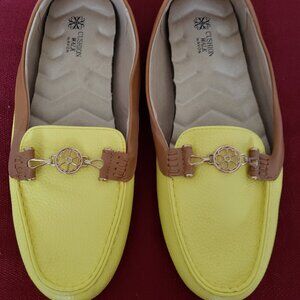 Yellow/brown loafers 8 ½